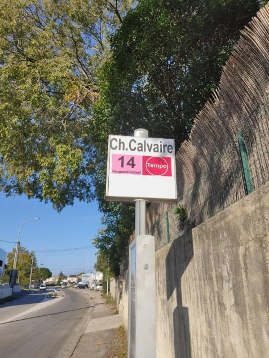 Chambre Privee Avec Parking Nimes Ngoại thất bức ảnh